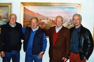 Una particolare immagine della mostra al Centro d’Arte; i quattro fratelli Paladini: da sinistra Angiolo, Gino, Mario (bravo pittore anch’esso) e Giuliano. (Foto A.Giovannini)