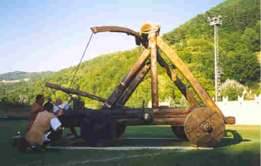 palazzuolo catapulta.JPG (12762 byte)