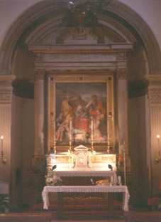L'altare principale. Foto di Massimo Certini
