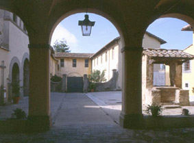 Chiesa di San Pietro in Luco di Mugello. Foto di Massimo Certini