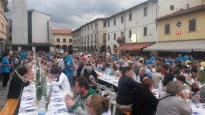 cena_in_piazza_3[1]