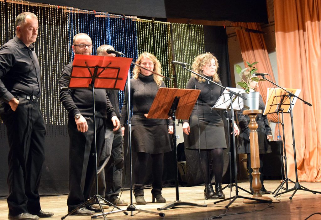 Dietrolanuvole14