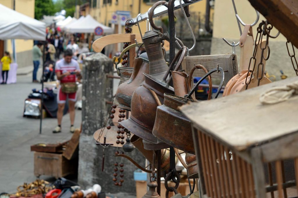 estemporanea-2016-6-mercato-roba-vecchia-antiquariato