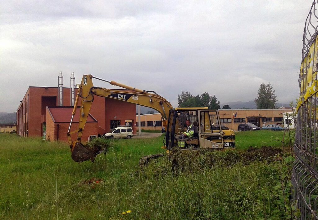 ruspa-chino-chini-lavori-sistemazione-parcheggio