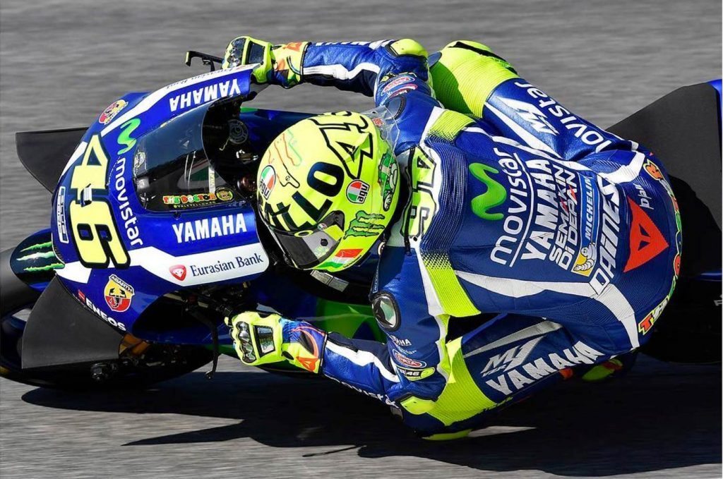 valentino-rossi-mugiello-yahama-piega
