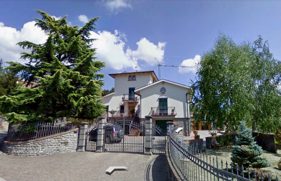 firenzuola migranti villa richiedenti asilo