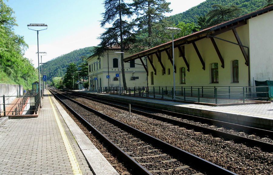 stazione treni treno trenitalia vaglia