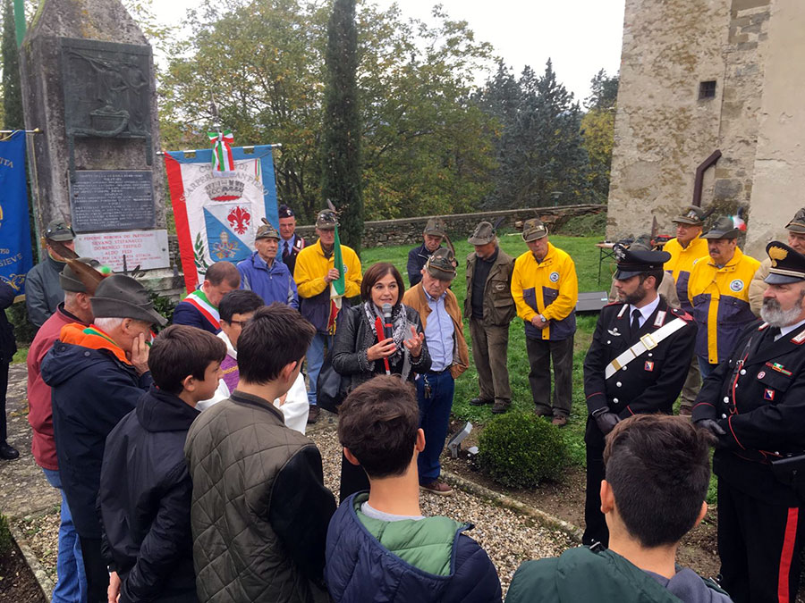 festa-forze-armate-scarperia-scuole-2016-fiorenza-giovannini-1