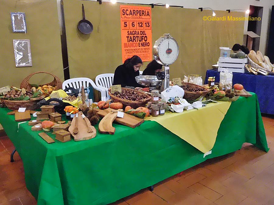 sagra-del-tartufo-bianco-e-nero-scarperia-2016-1