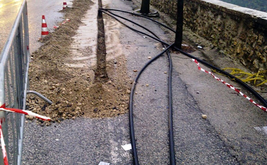 foto-di-repertorio-fibra-ottica-lavori-guasto