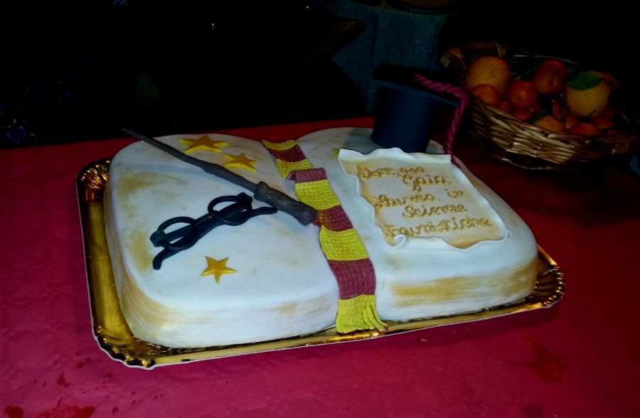torta-laurea-tesi-di-laurea