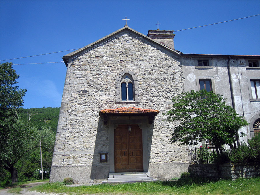 La chiesa di Caburaccia prima del crollo, avvenuto nel 2014