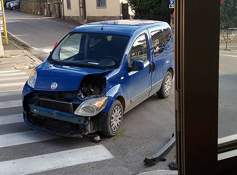 incidente-viale-repubblica-borgo