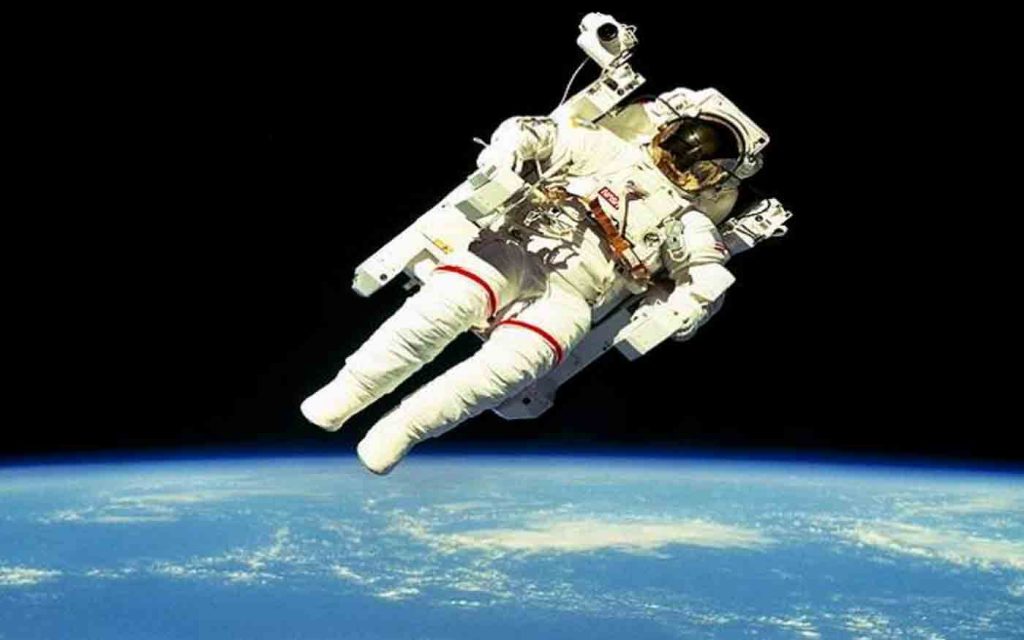 Astronauta-nello-spazio