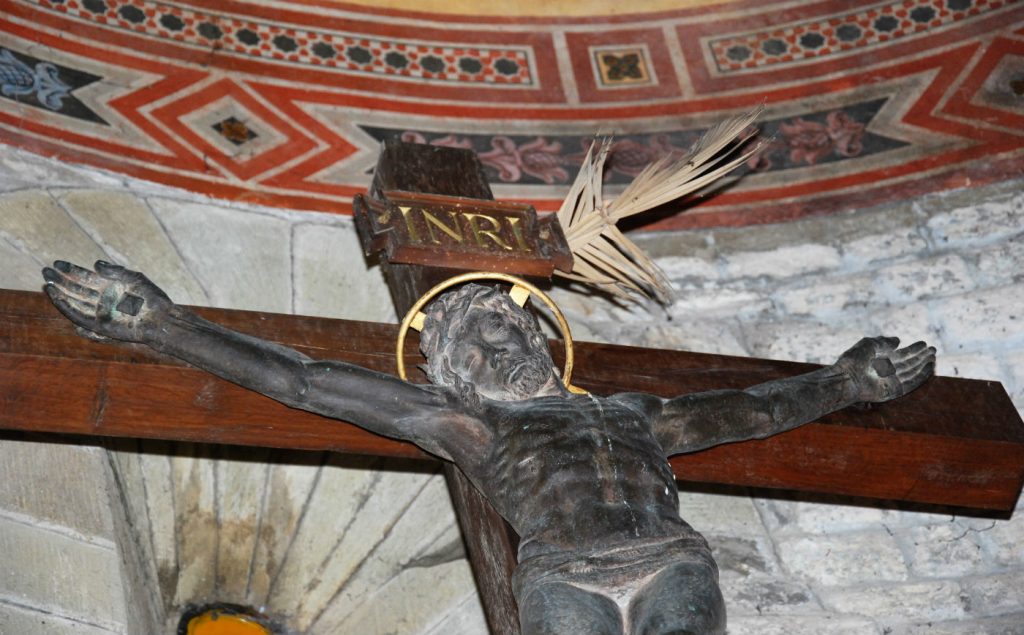 Il Crocifisso di Mario Bini, nella Pieve di Faltona