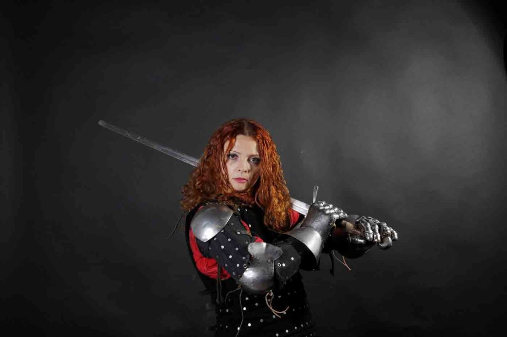 Sara-Fabbri-scherma-medievale-1