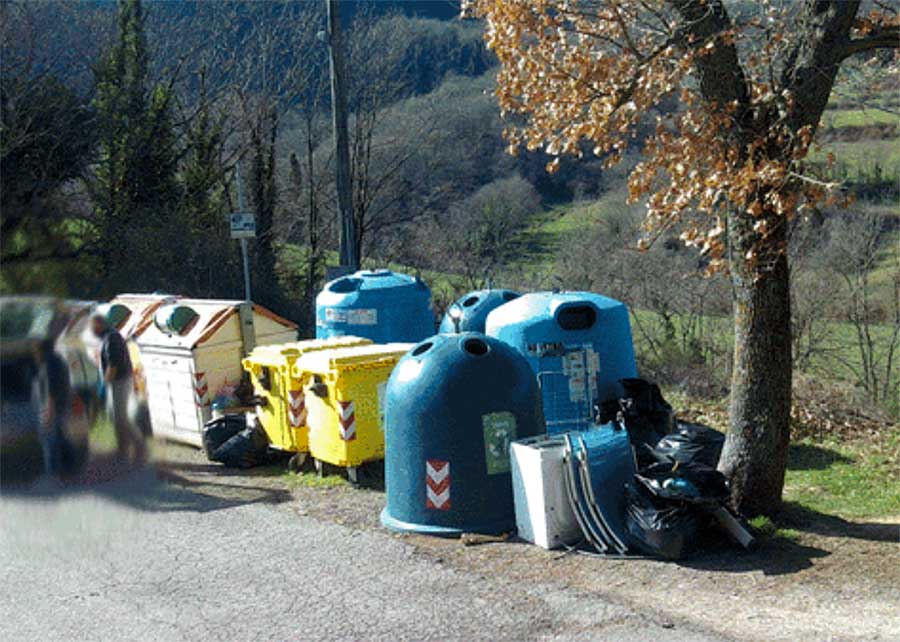 rifiuti-corella-conferimento-illecito-dicomano