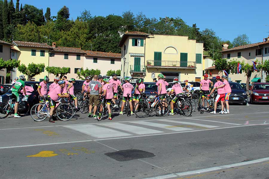 settimana-rosa-gastone-nencini-100-giro-italia-omaggio-scalata-futa-2