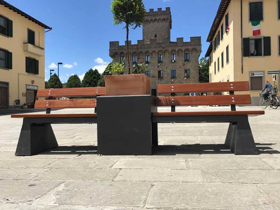firenzuola-nuove-panchine-2017-piazza-agnolo