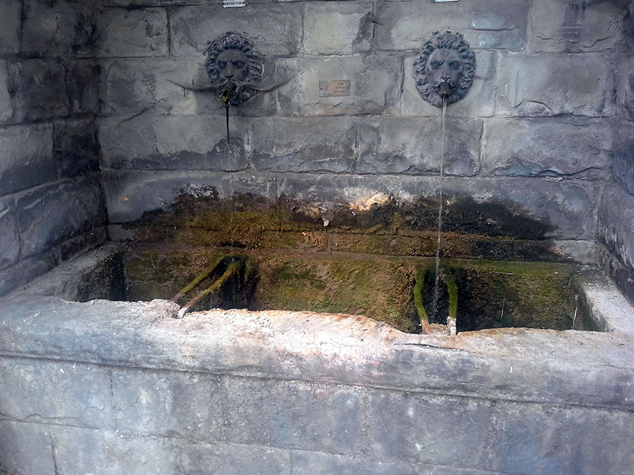 marradi-fontana-fontanone-chiesa