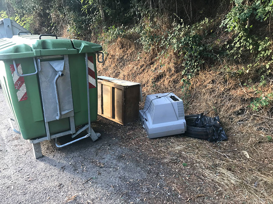 rifiuti-mal-conferiti-borgo-san-lorenzo-2017-2