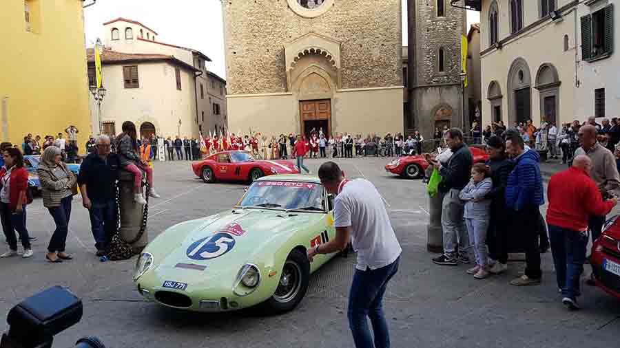 Raduno-Ferrari-Scarperia-9