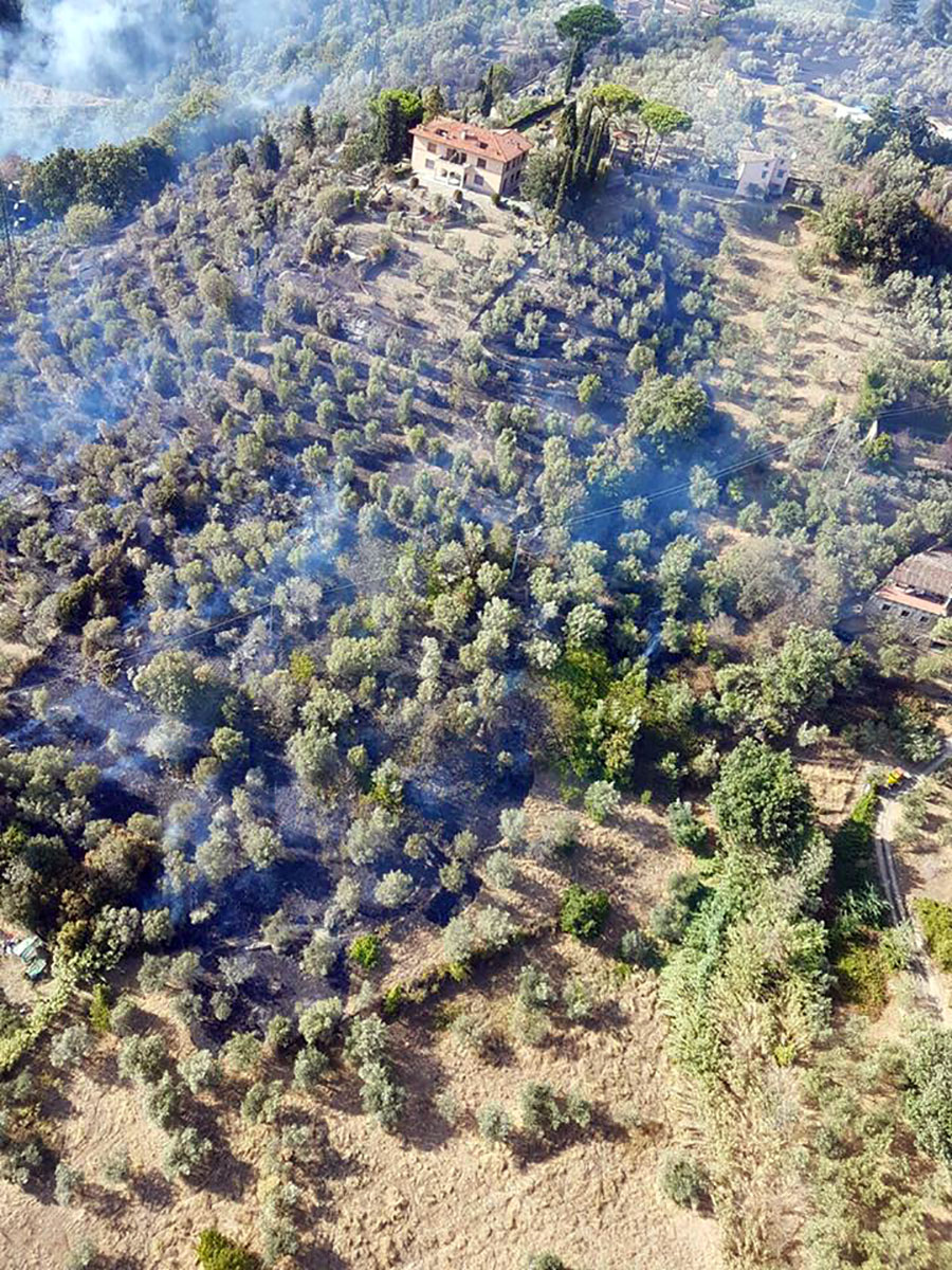 incendio-via-massoni-via-bolognese-bloccata-firenze-2-settembre-2017-1