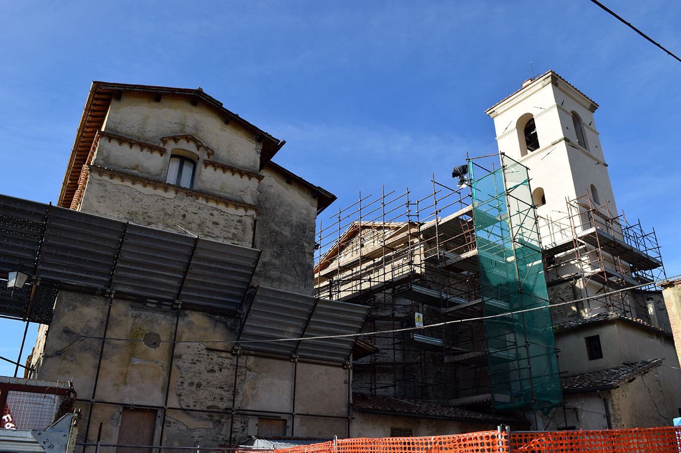 luco-di-mugello-ex-ospedale-sopralluogo-comissione-regionale-ottobre-2017-1