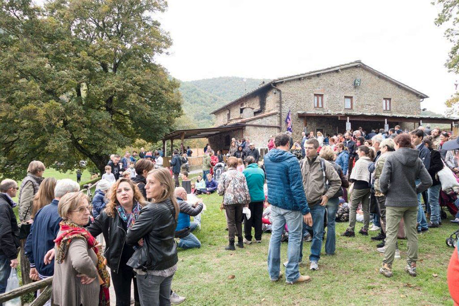 polcanto-tenuta-ferracci-festa-castagna