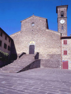La facciata dell'Abbazia di San Godenzo