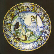 Piatto a coppa che rappresenta la scena mitologica di Diana ed Endimione addormentato con due putti, cm 26, Cafaggiolo 1510 circa, Fundacao Calouste Gulbeenkian, Lisbona, small.JPG (28033 byte)