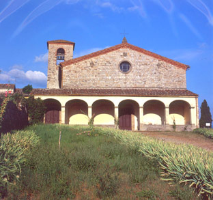 La Pieve di San Giovanni in Petroio. Foto di Massimo Certini