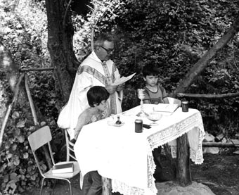Don Rodolfo Cinelli a Cavallico, anni '70