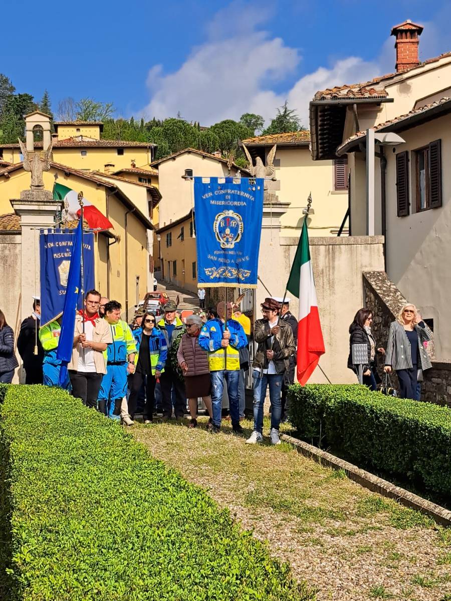 Ingresso del corteo al Parco della Rimembranza
