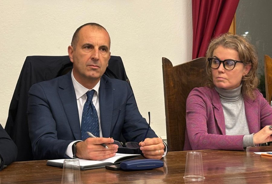 L'assessore regionale Barontini e il sindaco Catani