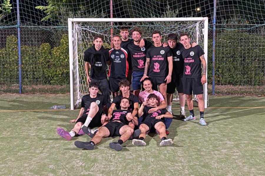 la squadra vincitrice SS. Bivigliano