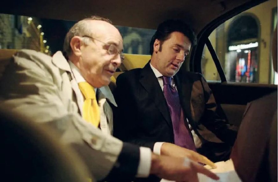 Bruno Cavini in auto insieme a Matteo Renzi. Foto scattata da Massimo Sestini e pubblicata sul profilo Facebook di Matteo Renzi
