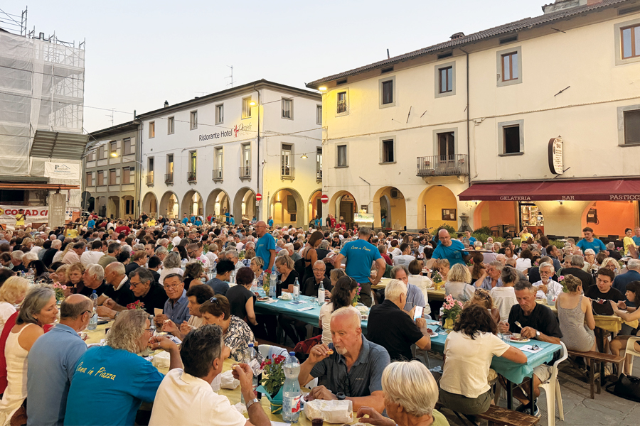 La cena 2026 della Misericordia di Firenzuola. Foto delle tavolate