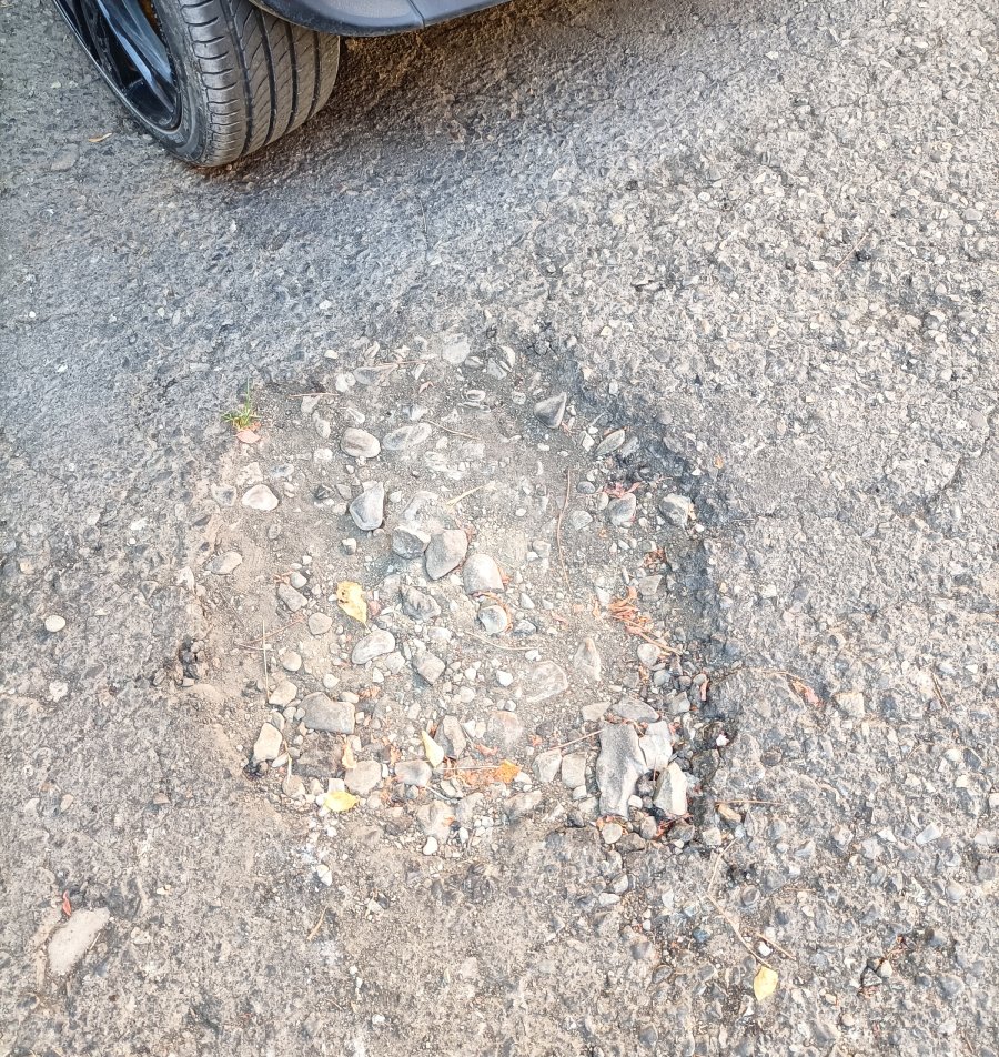 Una buca nella zona