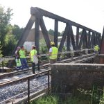 GERMOGLI PH: 29 GIUGNO 2026 DICOMANO TRENO REGIONALE DELLE FERROVIE DI STATO DERAGLIA PER POCHE CENTINAIA DI METRI SUL POSTO POLIZIA MUNICIPALE E OPERATORI FSI